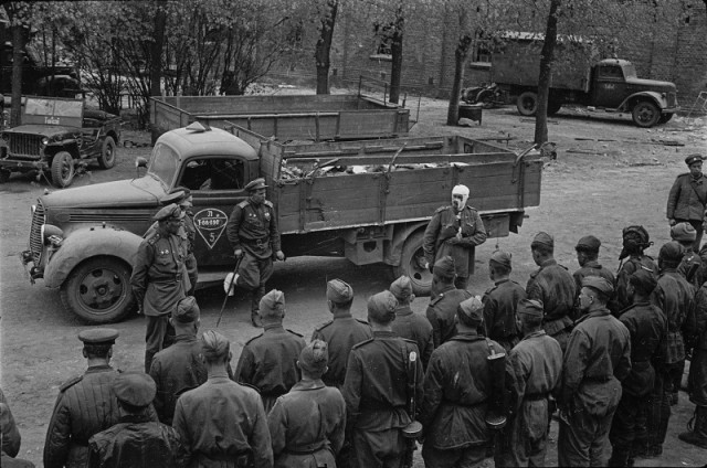 Вермахт на дровах: востановление газогенераторного Ford G398TS