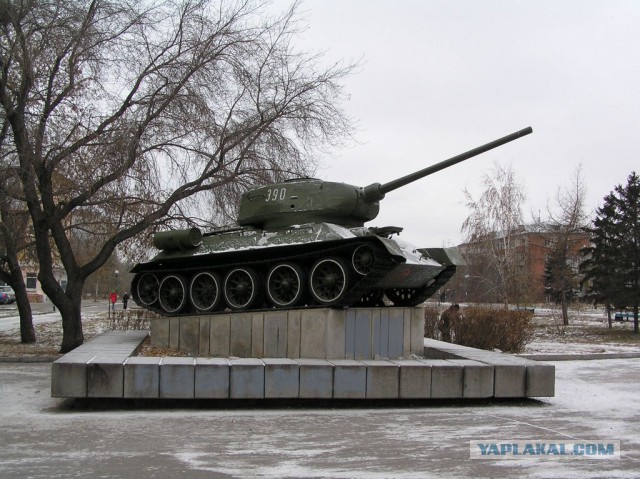 Где красные звезды?