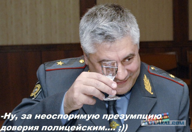 Полицейские силой отобрали телефон с доказательствами по делу смертельного ДТП с участием пьяного инспектора