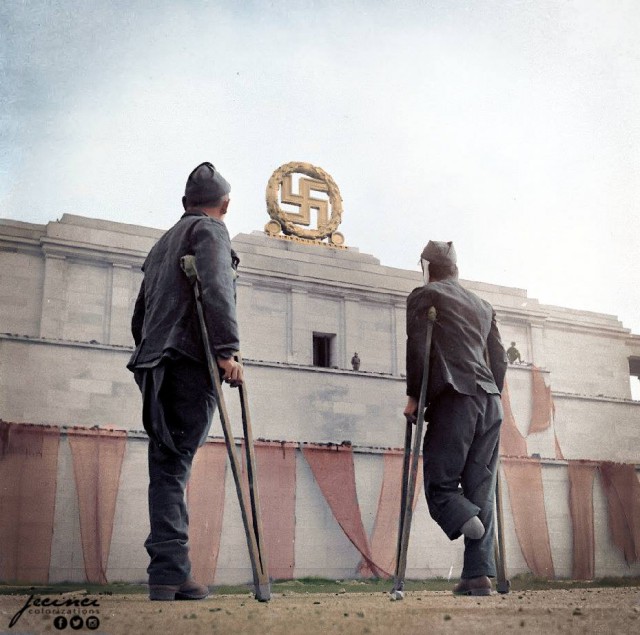 Чем больше знаешь - тем меньше знаешь.