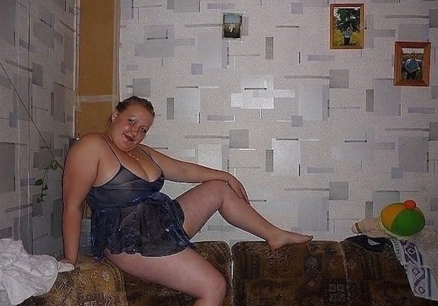 Дуры, хватит выёживаться перед фотиком