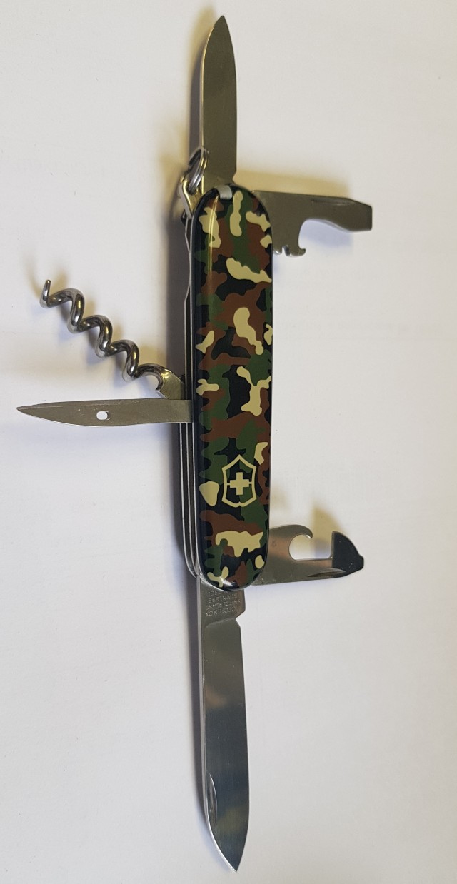 Швейцарский армейский нож