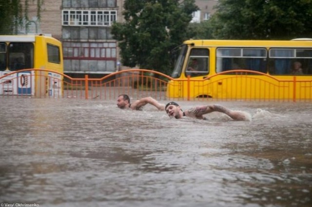 В Луцке вчера прошел дождик