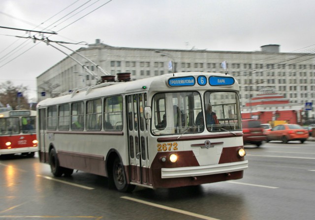 Троллейбусы ЗиУ-5