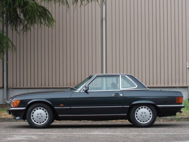 Mercedes-Benz. Картинки с аукциона.