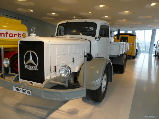 Фотоотчет. Германия. Музей Mercedes-Benz