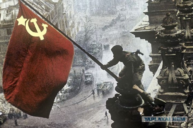 "Почему у пожарной охраны нет флага?!"