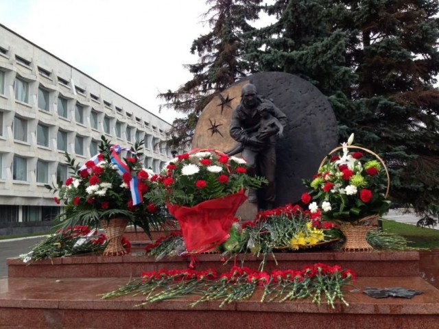 Командир.