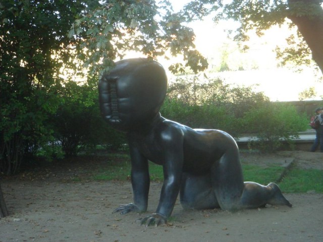 Необычные статуи мира