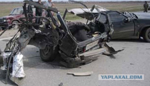 Невесту разорвало пополам.