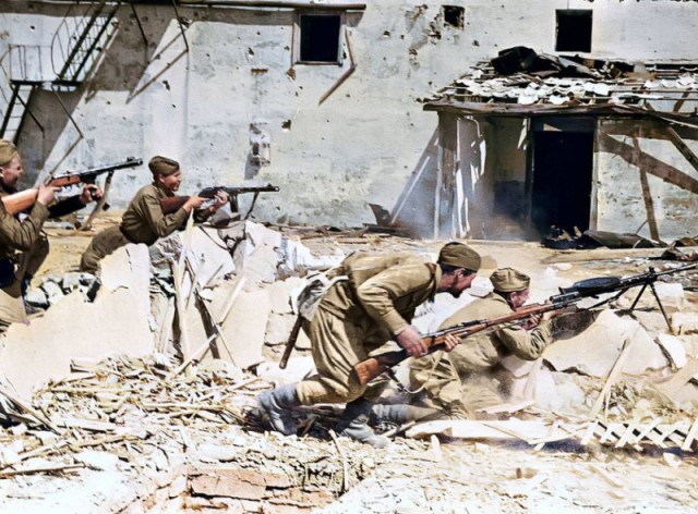 1943 год в фотографиях