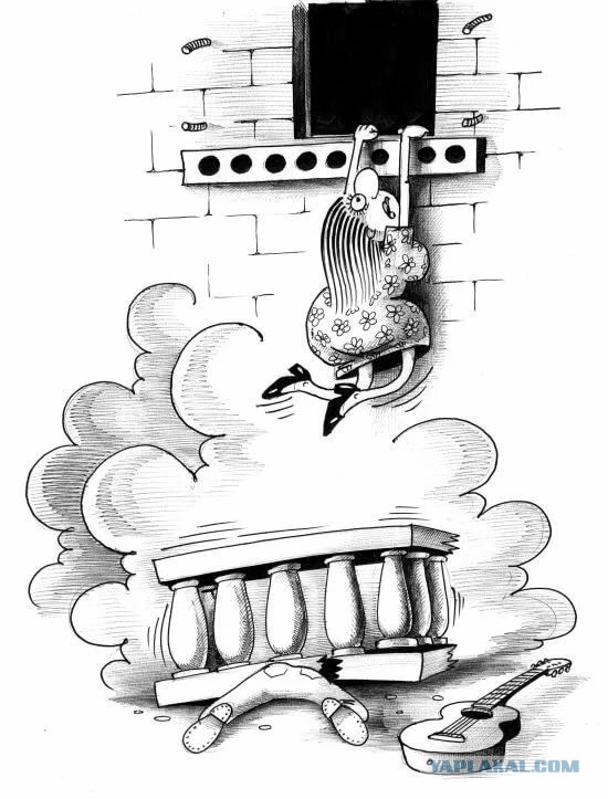 Обрушился балкон. Много выживших.