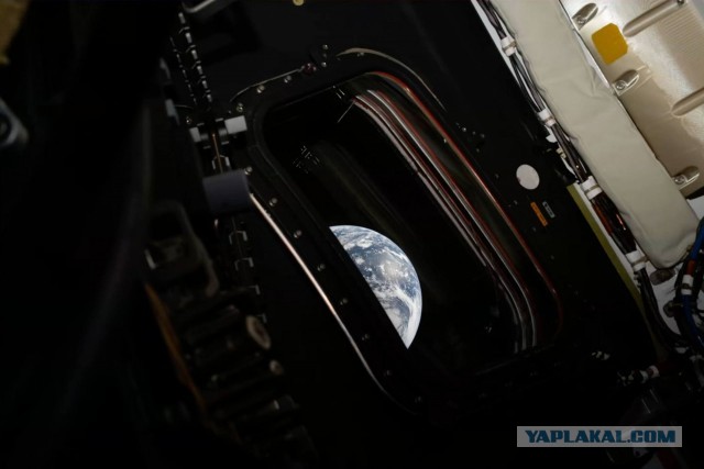 Корабль Orion с экипажем Artemis 2 вышел на траекторию полёта к Луне.