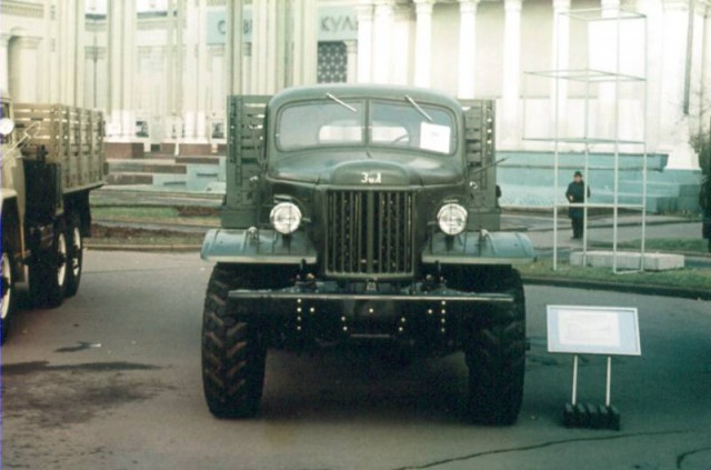 ЗИЛ-157: «автомат Калашникова» среди армейских грузовиков