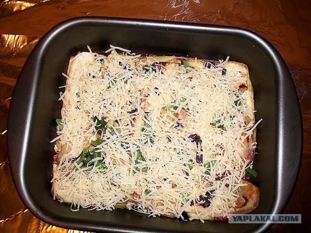 Баклажаны с тремя видами мяса