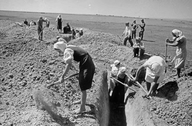 Они сражались за Родину. Фотонаследие Семена Осиповича Фридлянда.