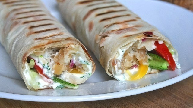 ГОСТ на шаурму в России утвердят до конца 2025 года, сообщили в Роскачестве