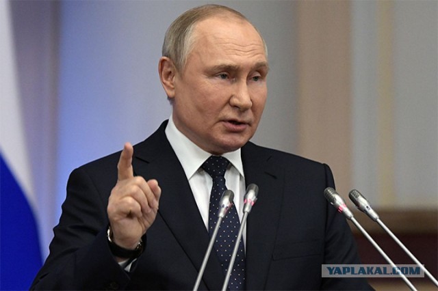 Отец Маска признался, что они с сыном восхищаются Путиным