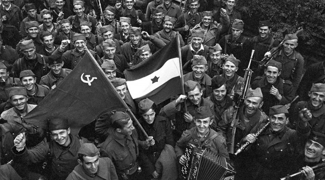 Фотограф Евгений Халдей
