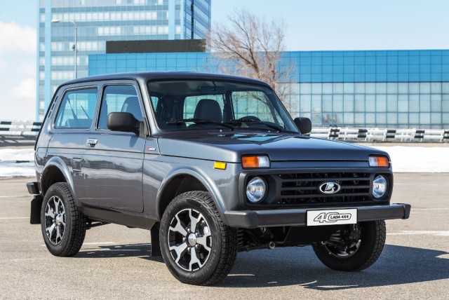 Фото новой Lada 4×4 40 Anniversary