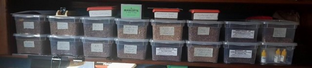 Пачка сигарет из натурального развесного табака стоит всего 36 рублей.