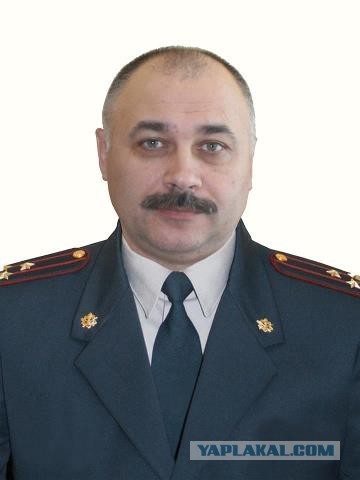 Вглядитесь в его честные крысячьи глаза.