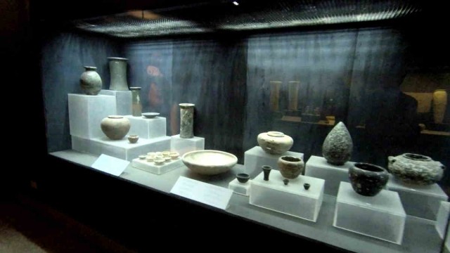 Бабушкин сервиз Джосера: 40 000 высокотехнологичных сосудов из-под пирамиды