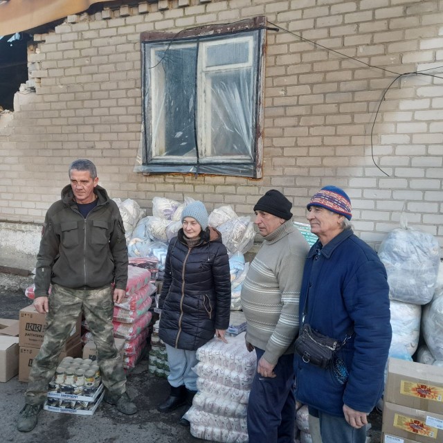 Людям у которых сегодня ни чего нет. Подарки к Новому Году