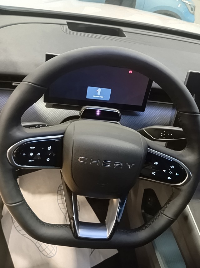 Новый семиместный кроссовер Chery Tiggo 9 выходит на российский рынок. Цена - 5 050 000 рублей в топ-версии