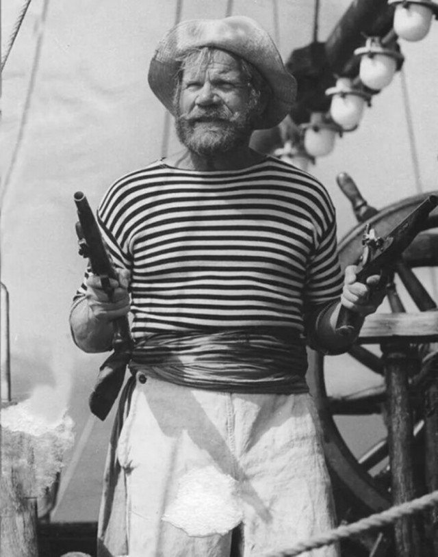 Интересные снимки известных людей 10.03.25