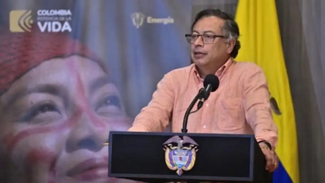 Президент Колумбии? Хрен тебе, а не дозаправка