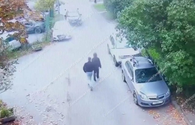 14 суток за домогательства к 14-летней