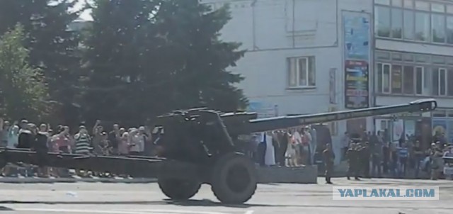 Вчерашний парад армии ЛНР