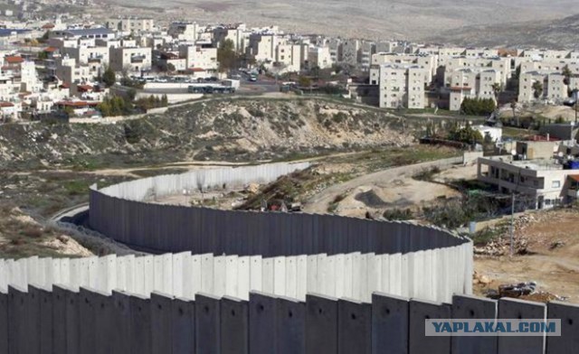 10 мрачных пограничных стен, разделяющих мир