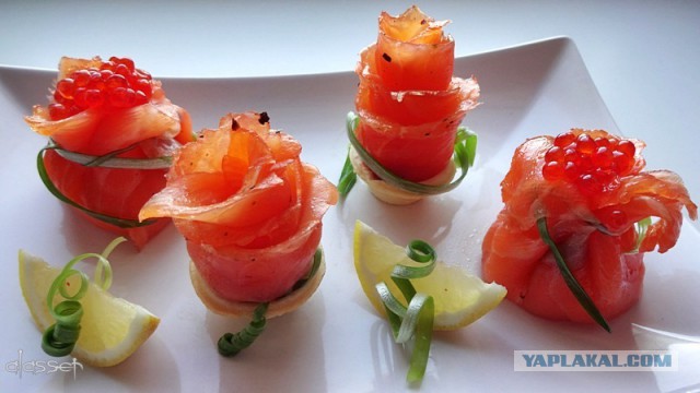 Вкусное обаяние Кулинарии, Повара ЯПа поздравляют милых дам!