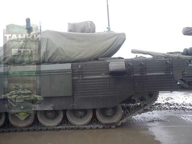 Т14 "Армата" вблизи