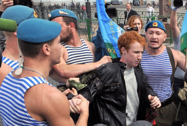 Мэр Архангельска намерен разрешить гей-парад