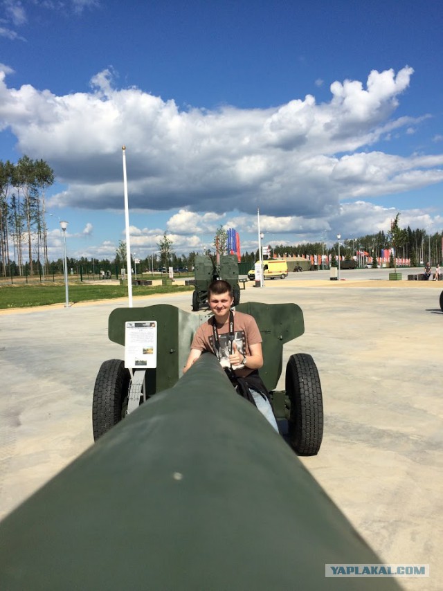 Ненавижу сэлфи палки, но эта - исключение.