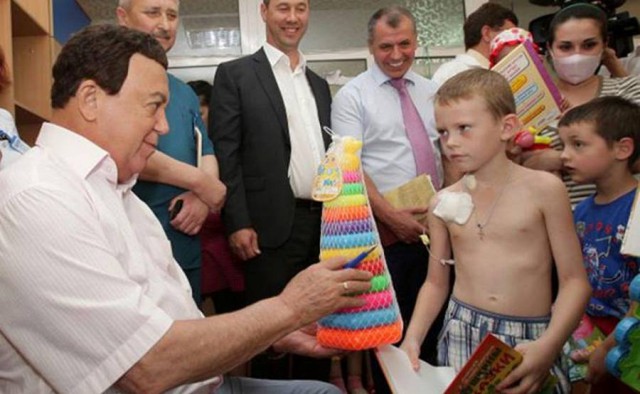 Продолжение..Кобзона разозлил вопрос о свадьбе дочери судьи за $2 млн