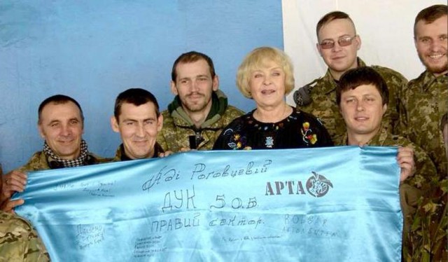 А давайте попробуем разобраться, за что многие так ненавидят отечественных "звёзд"