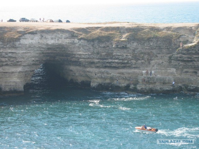 Мыс Тарханкут - самая западная точка Крыма.