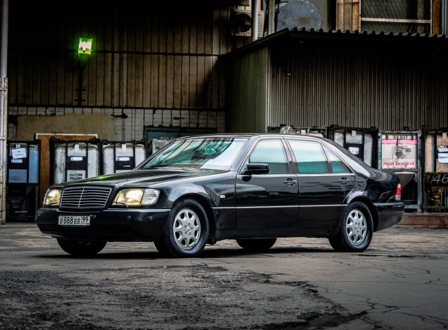 Mercedes-Benz S600 W140 - броневик из девяностых