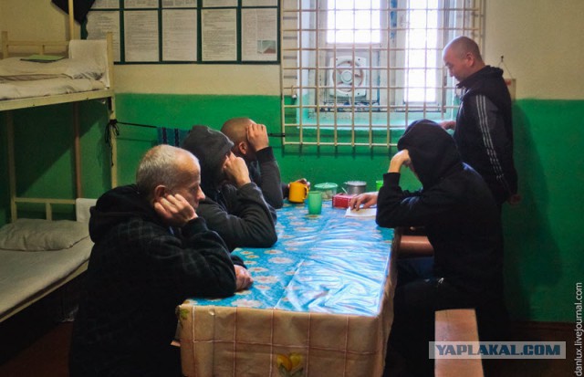 Нарик сбил ребенка!