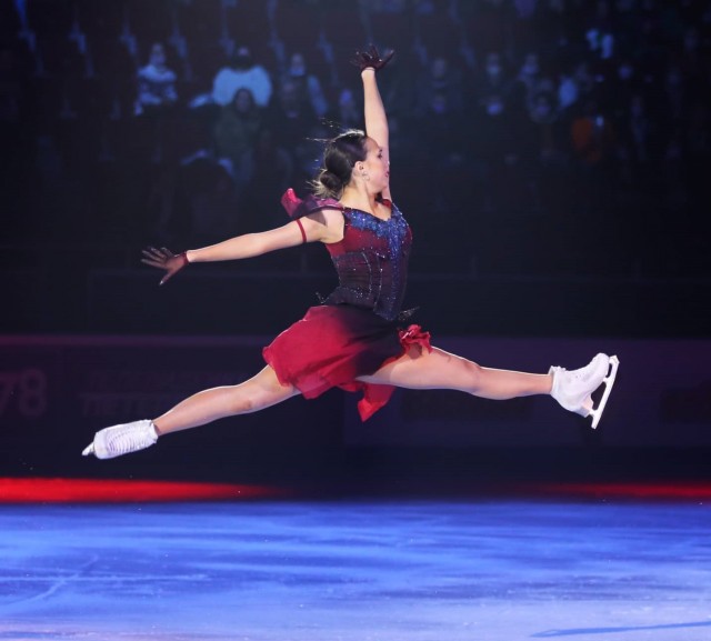 Девушки на спорте и около него!