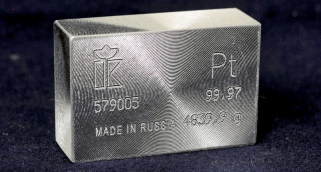 Для чего в радиодеталях времен СССР использовалось большое количество драгоценных металлов