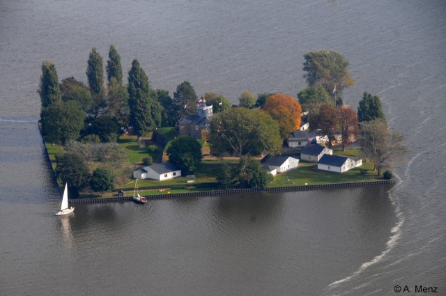 Остров Вильгельмштейн (Wilhelmstein Island)