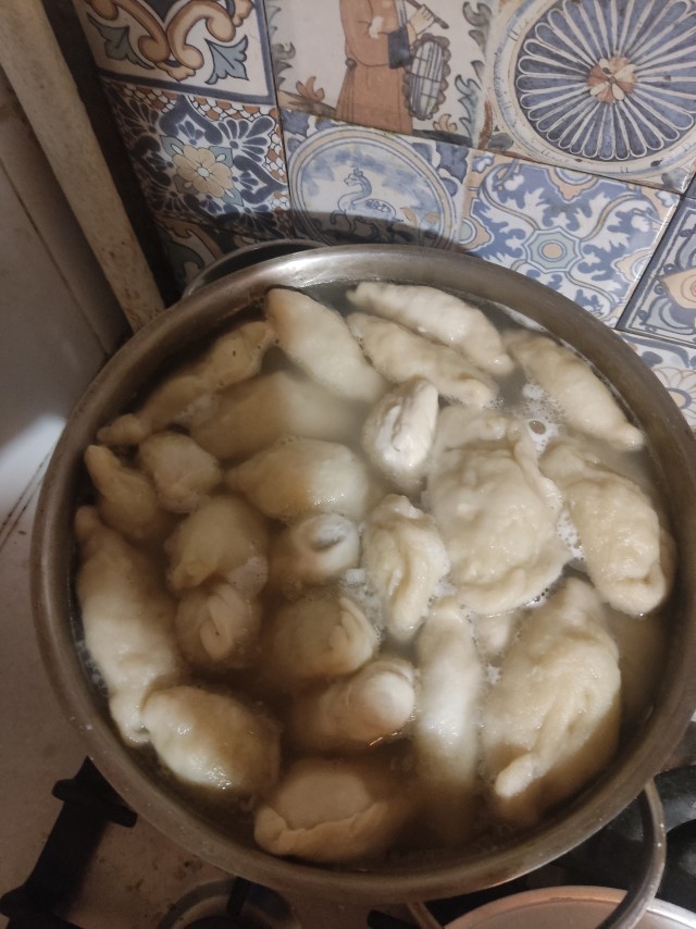 Вареники с картошкой и салом