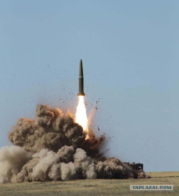 Глазьев: Нужно закрыть небо и ударить