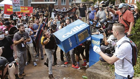 Американский журналист винит Путина в подталкивании США к гражданской войне