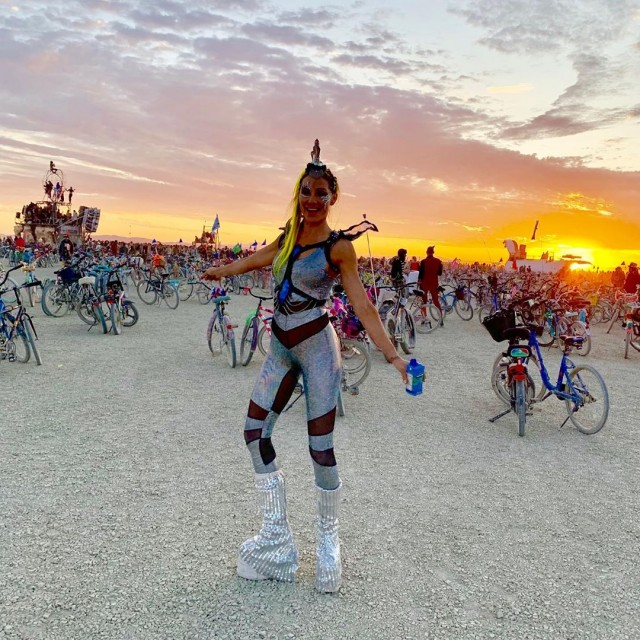 Экстравагантные посетители фестиваля "Burning Man 2019"